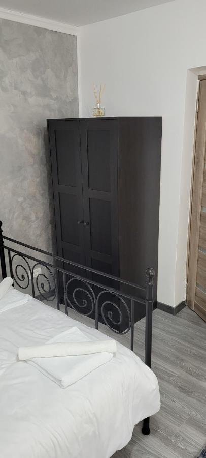 Andi 2-Apartament Băile Herculane Eksteriør bilde