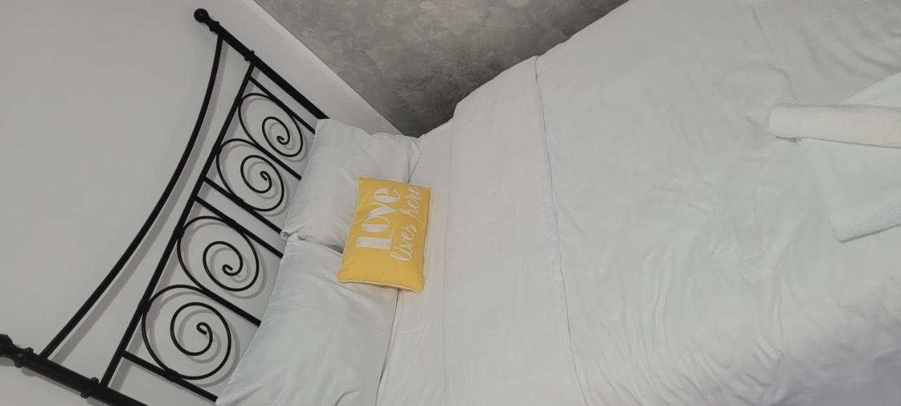 Andi 2-Apartament Băile Herculane Eksteriør bilde